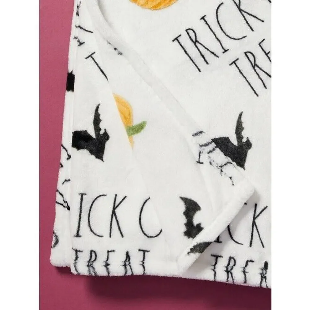 NWT RAE DUNN Trick Or Treat Plush Throw Halloween Bat Pumpkin Blanket 50×70